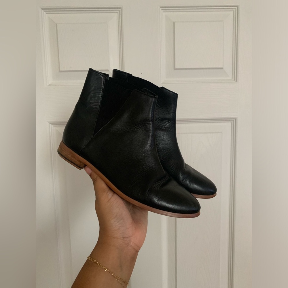 Kate Spade Saturday Black Leather Ankle Boots - 7.5